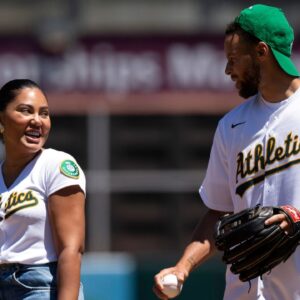 “You Are Everything to Me”: Stephen Curry Pens Emotional Note for Wife Ayesha Curry on Her 35th Birthday