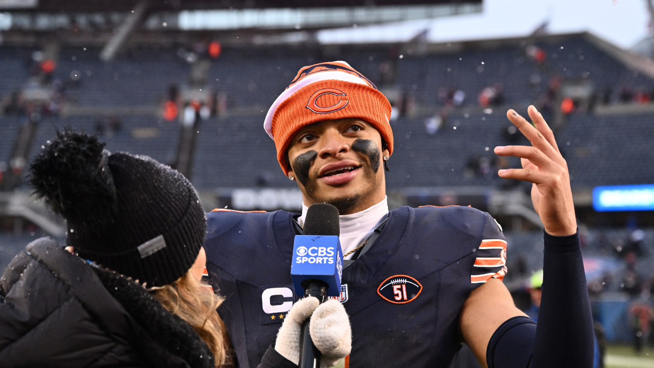 Just a Year After Securing Mammoth $18.8 Million Rookie Deal, Justin Fields Had Joined Hands With Lowe's to Aid Atlanta's Homeless Community