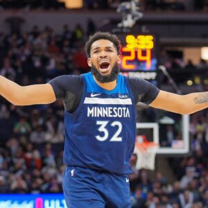 "Basically Another Joel Embiid Situation": Reddit Fans React to Confusing Reports on Karl-Anthony Towns' Meniscus Tear