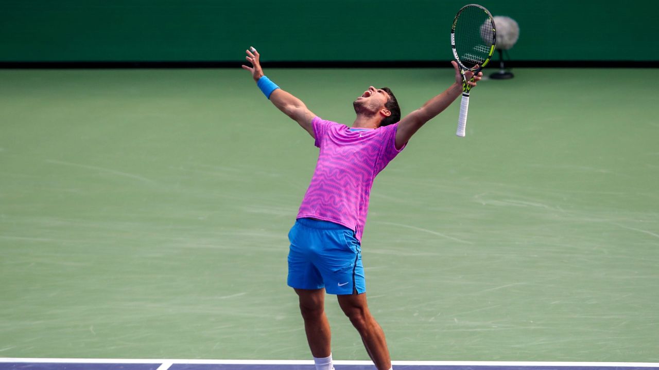 Chris Evert Reacts to Carlos Alcaraz's Viral 2015 Video on Social Media