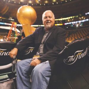 EXCLUSIVE - Michael Jordan or Magic Johnson, Roland Lazenby isn't Afraid of a Challenge