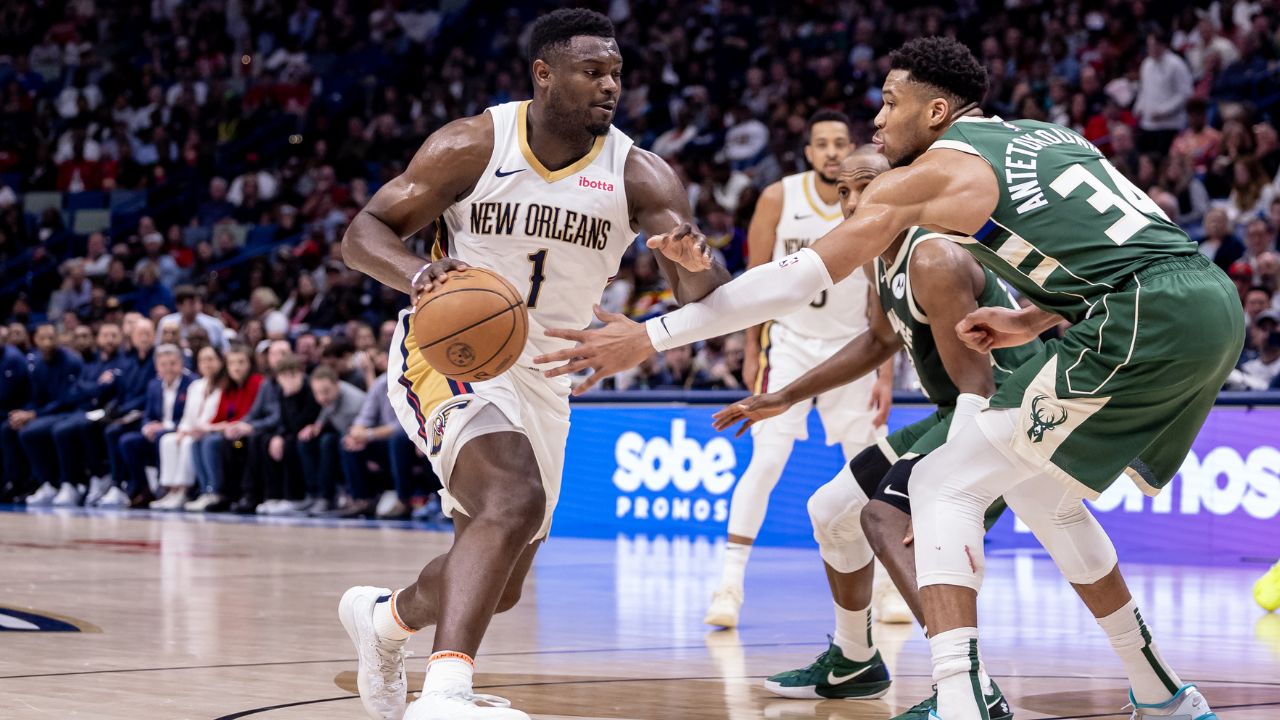 Giannis Antetokounmpo’s ‘Rack Attack’ Has Zion Williamson in Awe as Pelicans Take Down Bucks 107–100