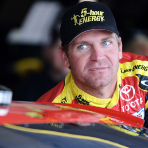 "Clint Bowyer Are You Drunk": NASCAR Veteran Slammed For Hyping Up "Awful" NASCAR Race