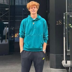 Jannik Sinner Gets Trolled For His Hairdo As Photo Emerges of Italian Watching National Side Play Venezuela in Fort Lauderdale