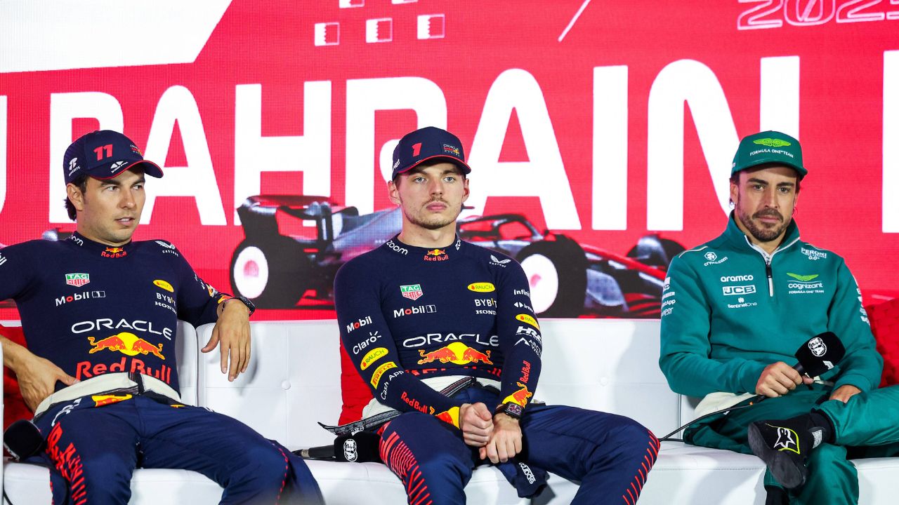 Watch: Max Verstappen Stuck in a Sticky Situation With Choice Between Fernando Alonso and Sergio Perez