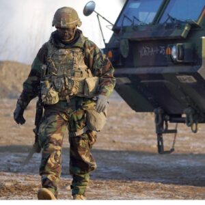 “Not for the Money”: UFC Star Reveals Plans to Join SWAT Post Retirement to Combat Crime in America