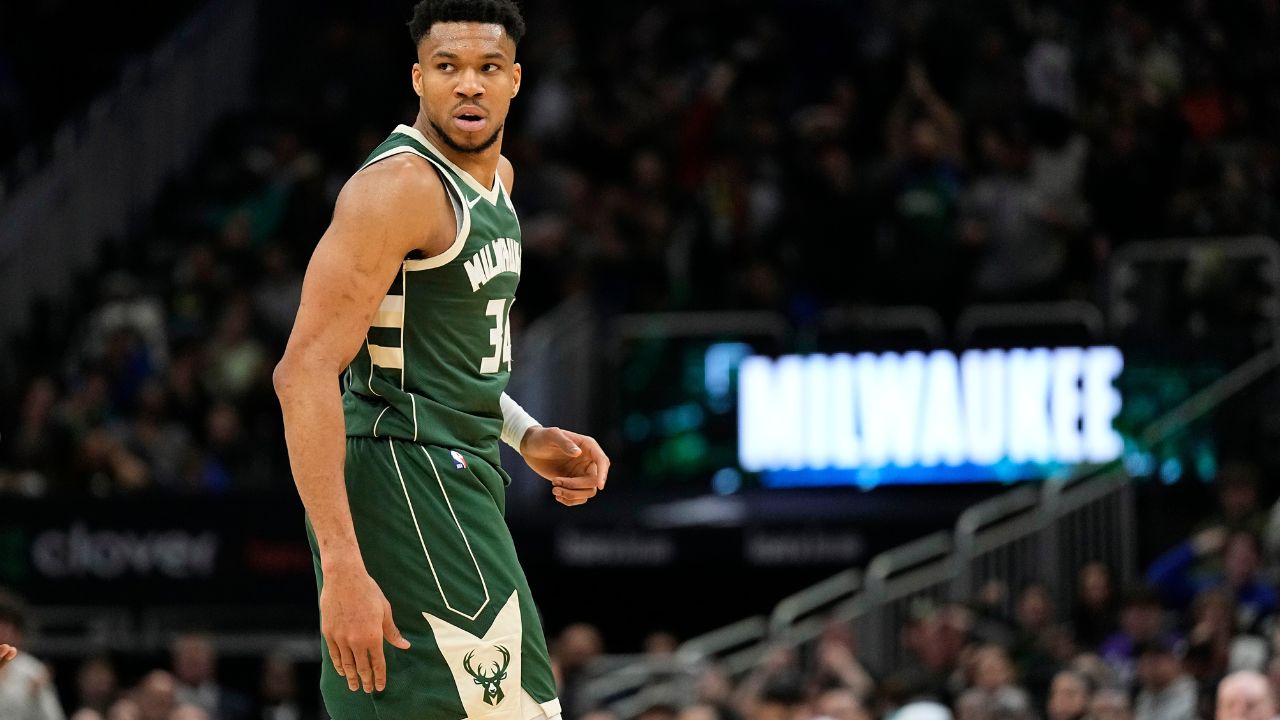 Hamstring Issues Ailing Giannis Antetokounmpo Cast Doubt Over His Availability for Lakers-Bucks