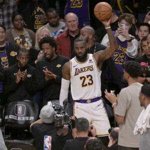 Having Picked LeBron James Over Michael Jordan, Isiah Thomas Hyped Up Following 40,000 Points Milestone