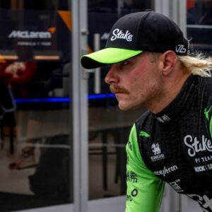 Amidst Sauber’s Horrible Pitstops, Valtteri Bottas Glances at Red Bull’s Superfast Change of Tires