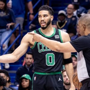 Jayson Tatum Shakes His Head In Disappointment Over The Celtics Receiving 0 Free Throws Against The Bucks