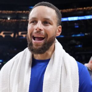 Stephen Curry Gives ‘Emotional’ Response While Giving Love to Warriors Fans on the Road