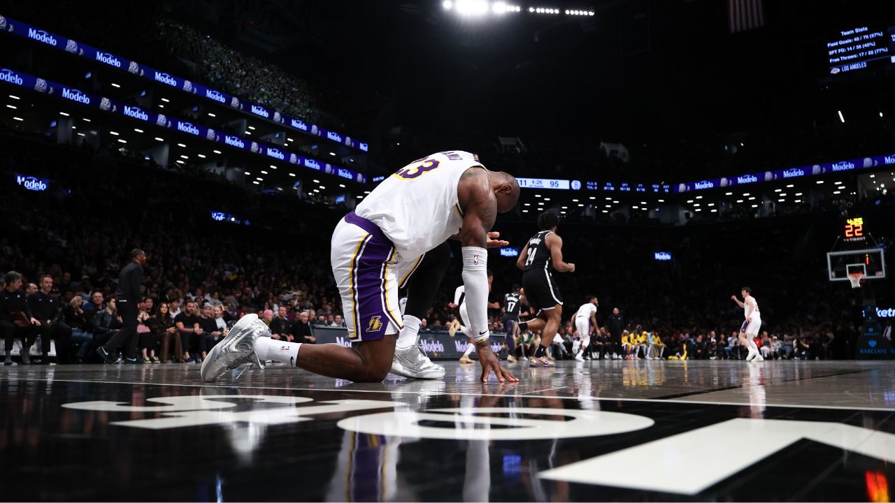 Dealing With an Ankle Issue, LeBron James’ Status vs Raptors Remains Uncertain