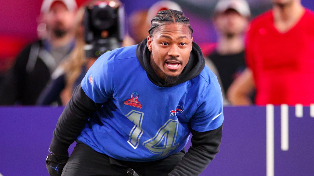 "Biggest Diva In The League": Bills Mafia Turns On Stefon Diggs After Swift Exit