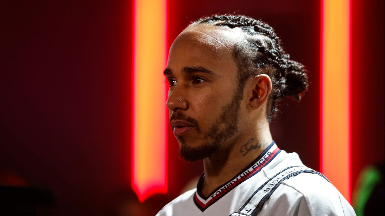 Mercedes Issue Apology to Self-Critical Lewis Hamilton