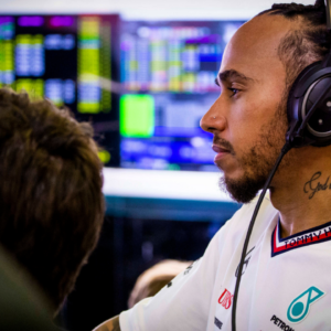 Lewis Hamilton Wants to Be Optimistic for Chinese GP Despite Admitting ”Nothing Has Changed” in Mercedes’ Fortune
