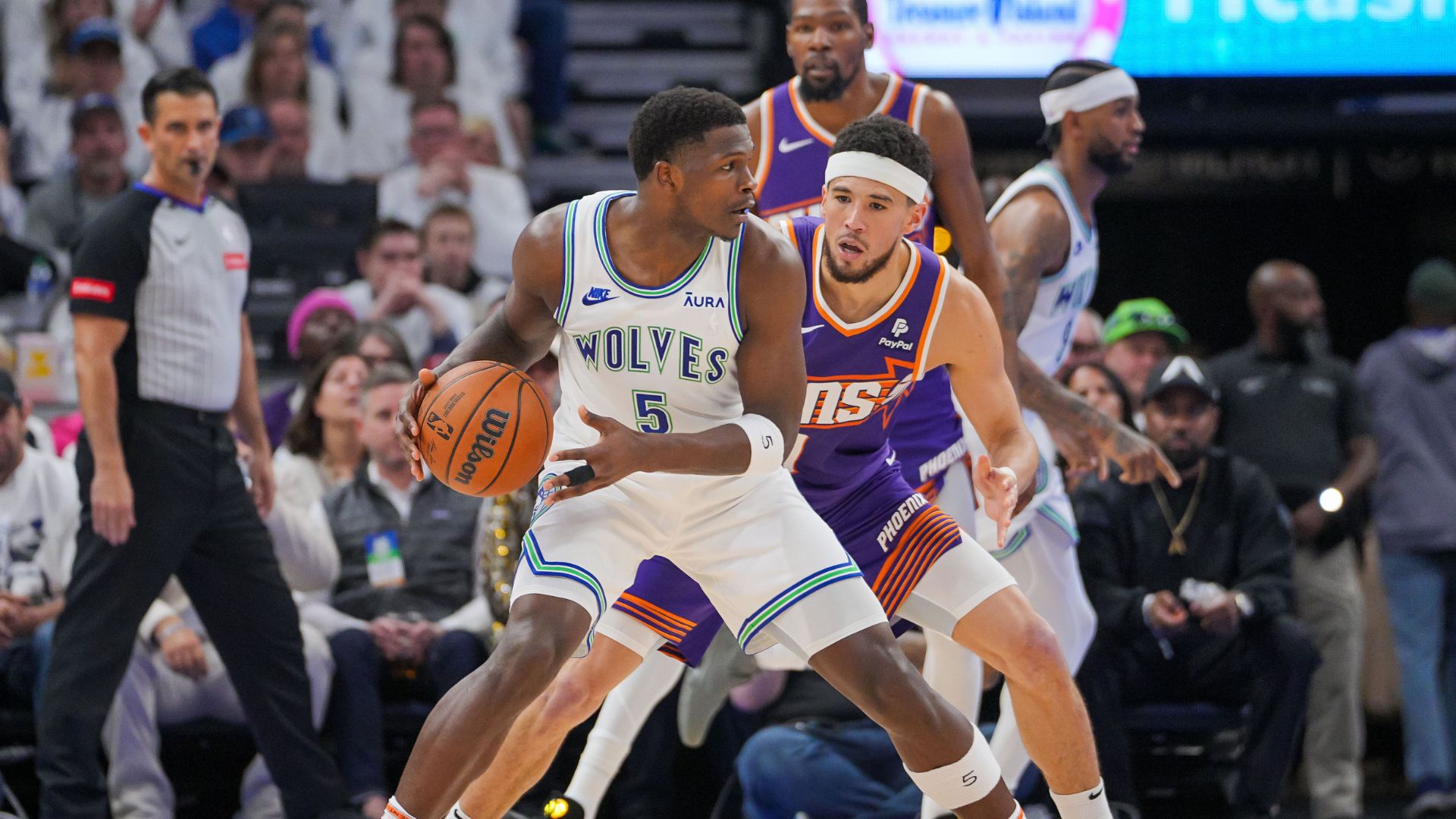"Get That Sh*t Out Of Here N***a!": Anthony Edwards Wouldn't Allow Devin Booker To Reach 50 Points In Game 4 Elimination Game