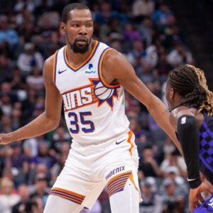 "Nobody Cares What You Have To Say": Kevin Durant Finds Himself Muddled In Yet Another Twitter Beef