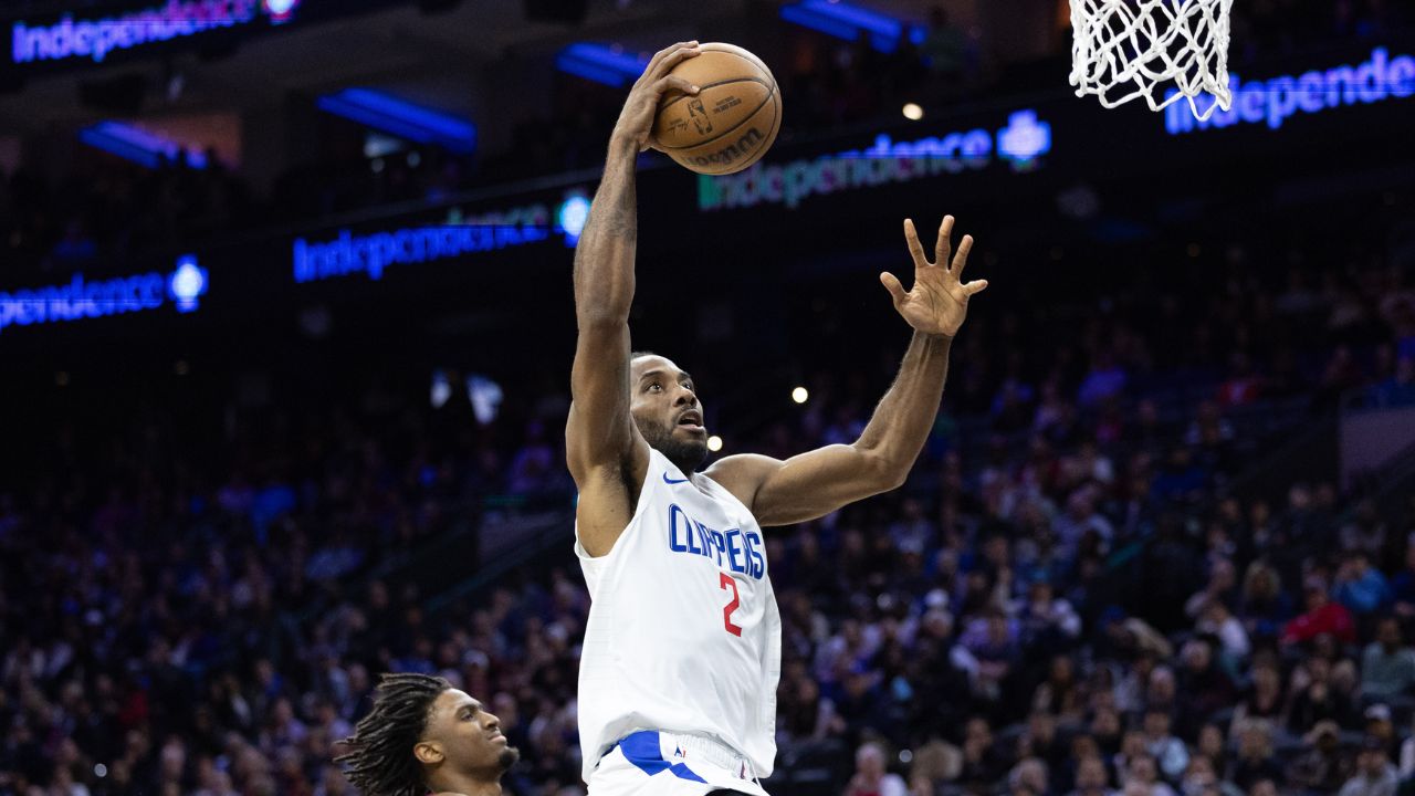 Kawhi Leonard’s Availability vs Cavaliers Announced After Missing 3 Games With Knee Troubles