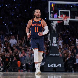 Following Historic Game 4 Performance, Jalen Brunson’s Injury Status Ahead of Game 5 vs Sixers Set to Worry Knicks Fans