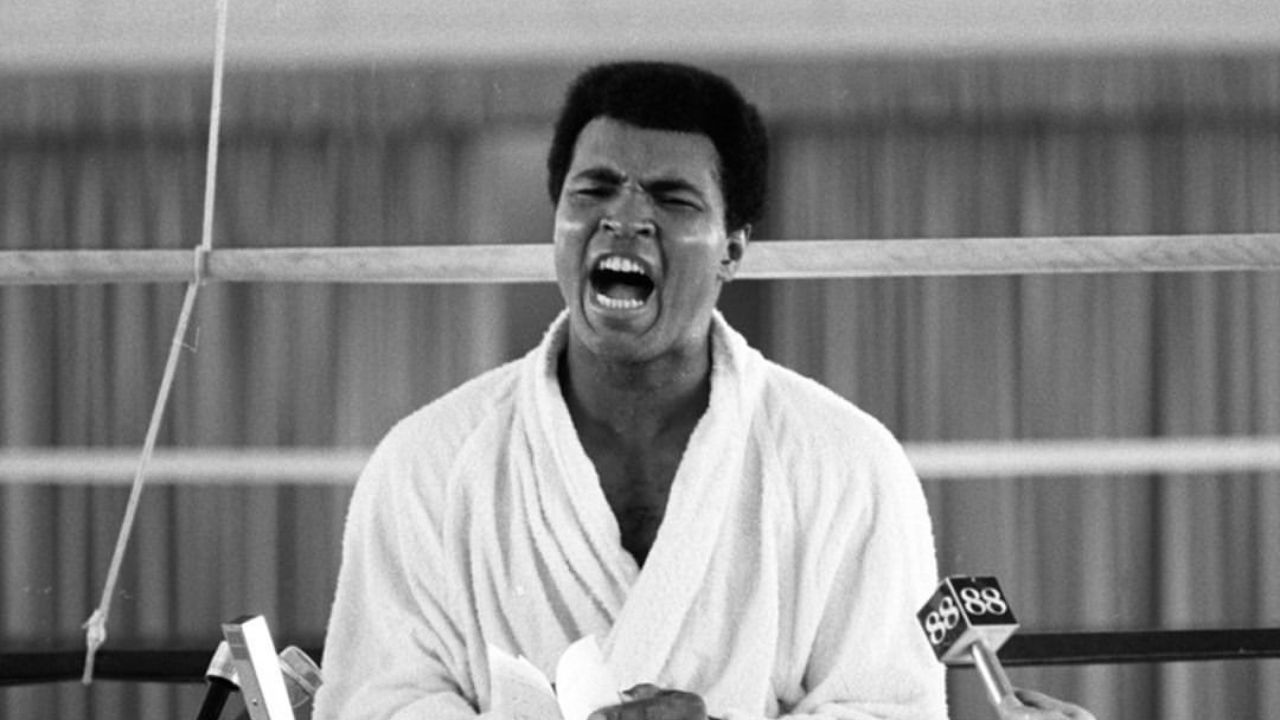“Beautiful Art”: Fans' Jaws Drop as Old Video of Muhammad Ali Landing 12 Punches in 2 Seconds Goes Viral