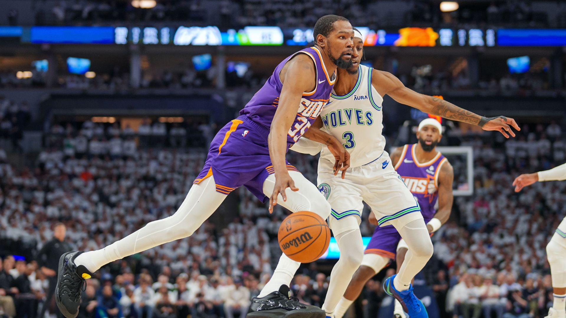 Kevin Durant Reminded Suns Players Of His 12 Year Old 'Down 0-2' Run Against The Spurs To Motivate Them Ahead Of Game 3