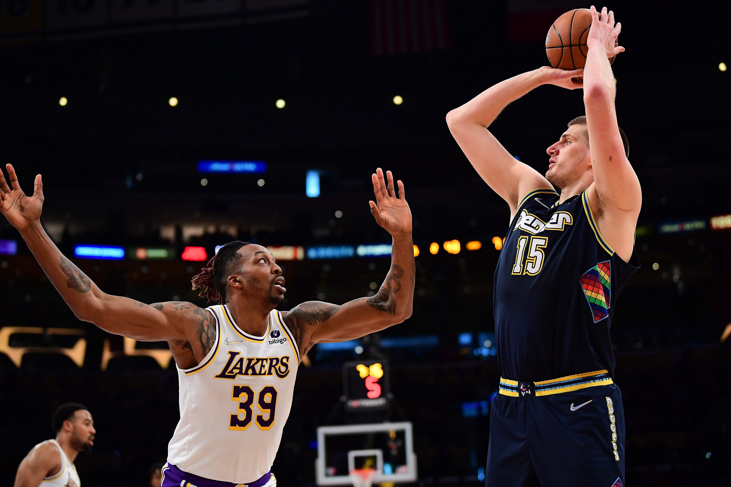 "You Are the Nikola Jokic Stopper": Fans Divided After Dwight Howard Compares Himself to LeBron James