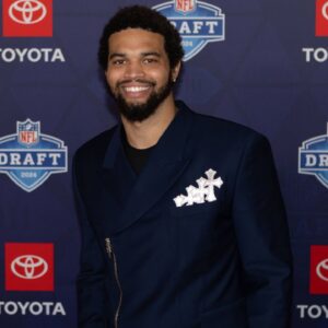 Caleb Williams Subtly Justifies ‘Packers Suck’ Chants as He Embraces Bears Community