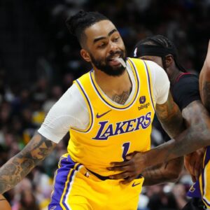 "He Quit on the Timberwolves": D'Angelo Russell's Repeated Pattern of Refusing to Join Huddles Amidst Losing Gets Highlighted