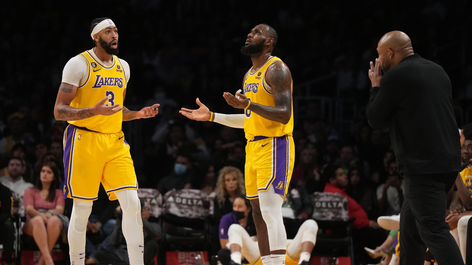 Footage Of Anthony Davis 'Death Staring' Darvin Ham Surfaces Following Lakers Game 3 Loss