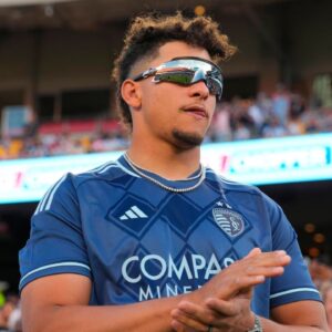 F1 Reporter Blunders Again By Misidentifying Dolphins Star For Patrick Mahomes At Miami Grand Prix