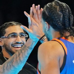 Pacers' Obi Toppin ‘Easily’ Solves Parents’ Dilemma Akin to Stephen Curry’s Parents Dilemma From 2019