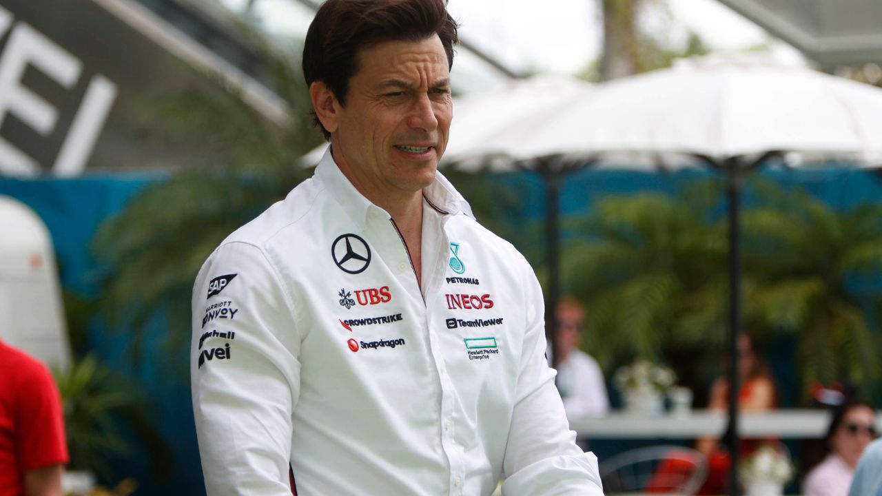 Toto Wolff Backs Off From "Chess" With Christian Horner For Red Bull's King Max Verstappen