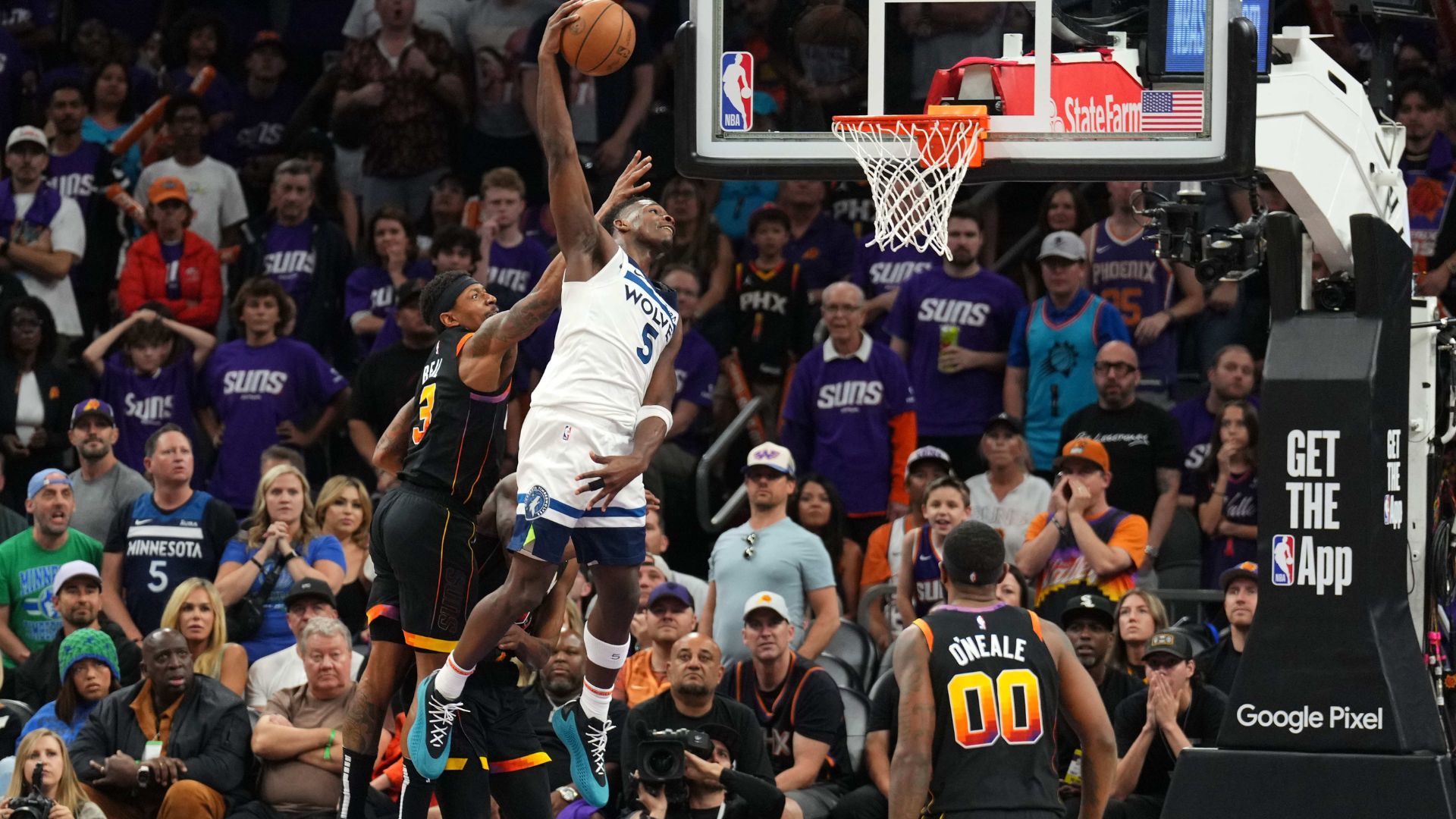 5 Years Before Surprising Himself With Vertical Jump on Block, Anthony Edwards Left Georgia Coaches Stunned With 42″ Vertical