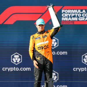 Lando Norris Drives a $242,000 McLaren to the Team HQ to Return the Winner’s Trophy
