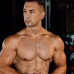 Popular Fitness Trainer Sean Nalewanyj Slams Influencers Over Bodybuilding Being “Functional”
