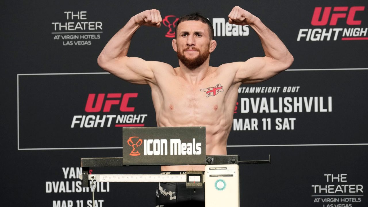 UFC Star Merab Dvalishvili Reveals Mumbai's Vada Pav as Favorite Snack Choice Over Pani Puri