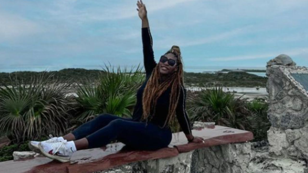 Serena Williams the Comedian Impresses Fans After American Legend Slams Age-Old Tennis Tradition