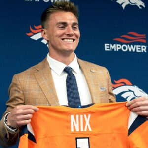 Bo Nix Reveals Receiving Text From John Elway Made His Father “Mad”