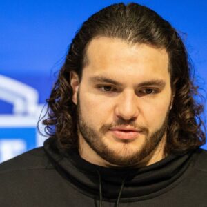 OL Hunter Nourzad ‘Fumbles’ During 1st Press Conference as a Chief