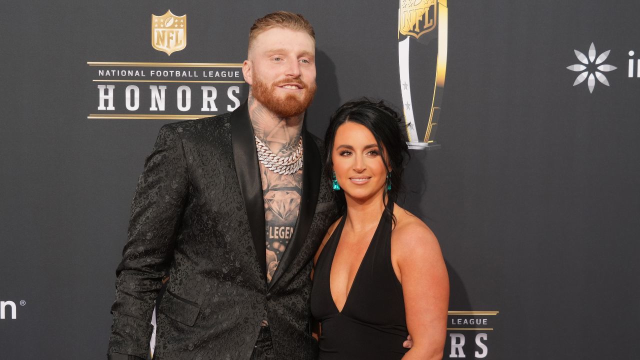 Million Dollar Donation And Endless Gratitude Turn Into Massive Honor For Raiders Star Maxx Crosby