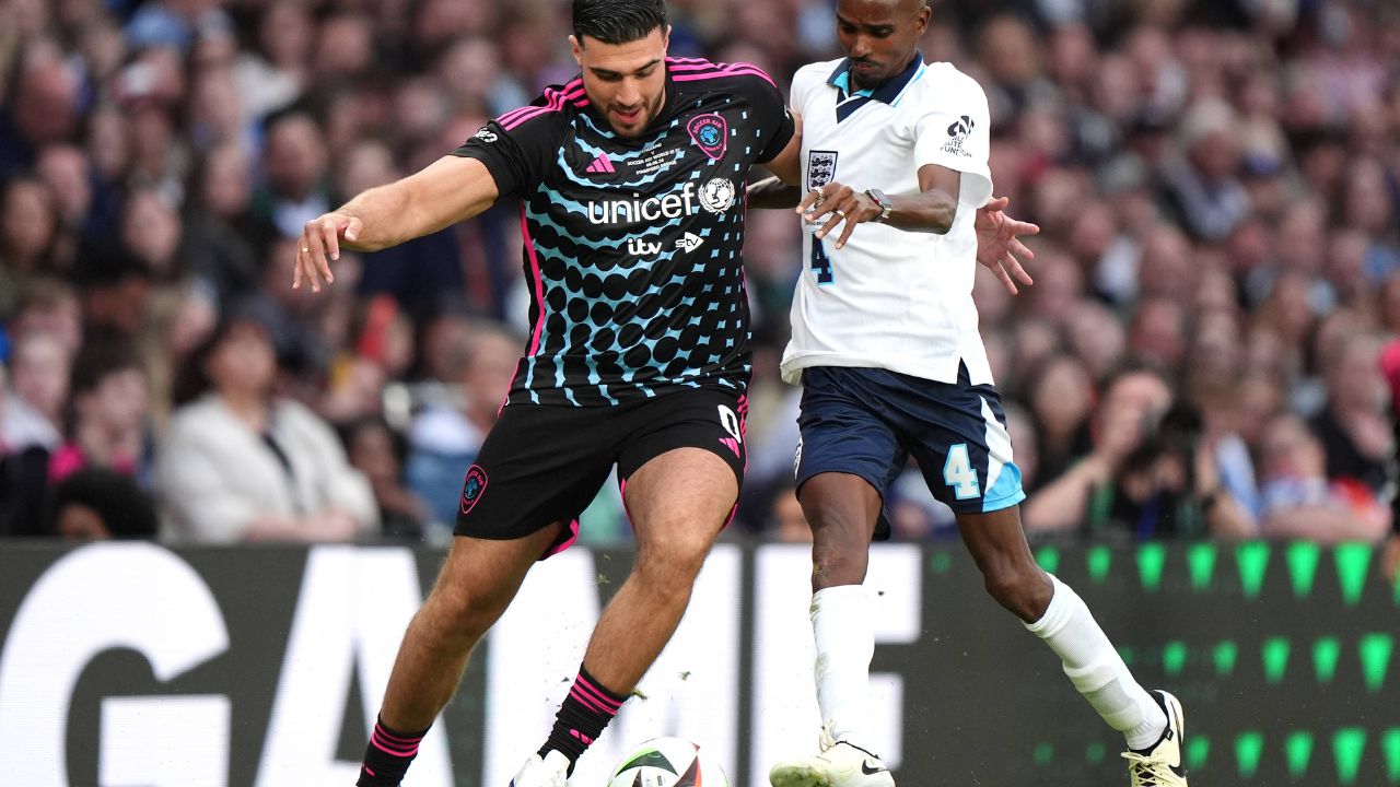 “Can’t Even Say Stick to Boxing”: Tyson Fury’s Brother Tommy Ridiculed by Fans After Embarrassing Soccer Kick Fail