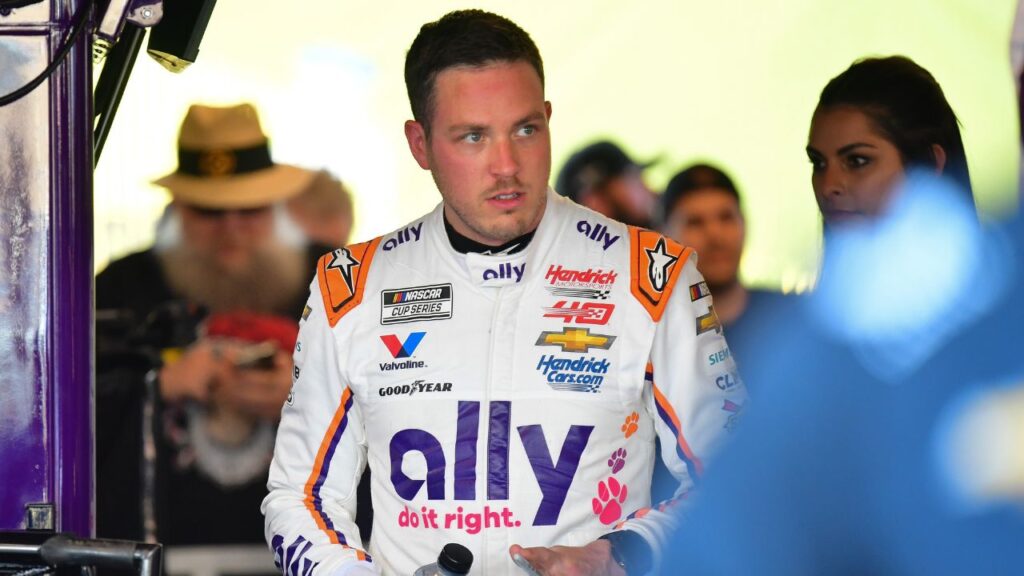 "Gordon and Hendrick screwing": NASCAR Fans "Smell Sabotage", Slam HMS for Alex Bowman Appeal Decision