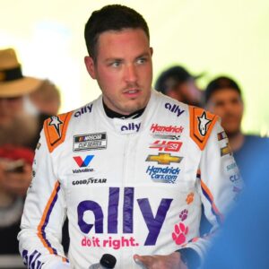 "Gordon and Hendrick screwing": NASCAR Fans "Smell Sabotage", Slam HMS for Alex Bowman Appeal Decision