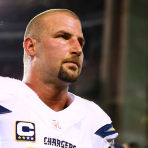 Chargers Assistant O-Line Coach “Felt Truly Heartbroken” After Finishing His Playing Career