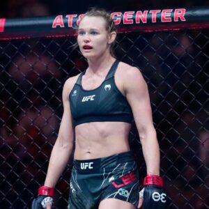 “Never See Anything Like This”: UFC Fans Stunned as Women Flyweight Andrea Lee Kisses Her Corner Man Mid-Fight