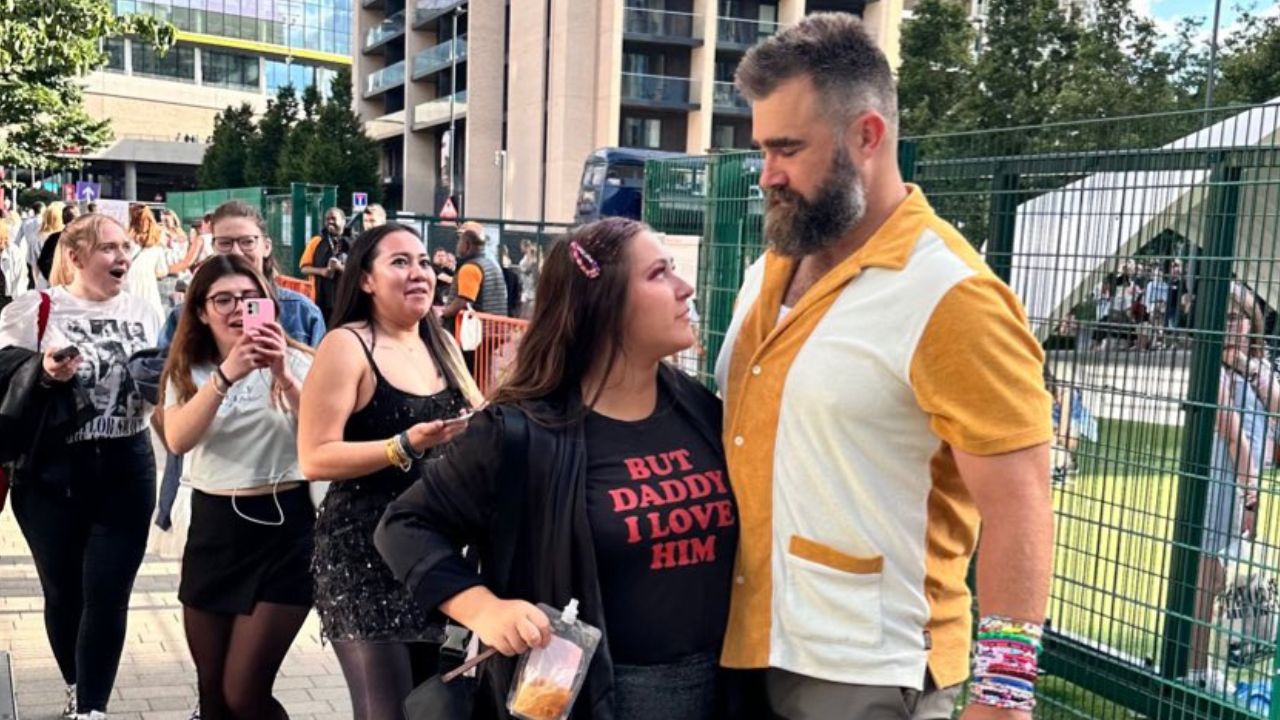 Having Teared Up at Taylor Swift’s Concert, Jason Kelce Reveals Downside of Befriending Swifties
