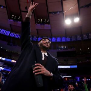 "Coulda Sold 2 Million Hoodies": Carmelo Anthony Broke Down The Birth Of 'Hoodie Melo' During A Rough Time In His Life