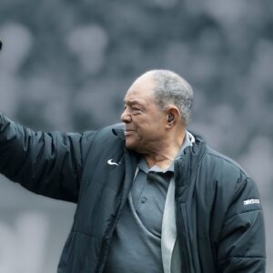 “RIP. Willie Mays”: Patrick Mahomes And Dad Bid Farewell to 93-Year-Old Baseball Legend