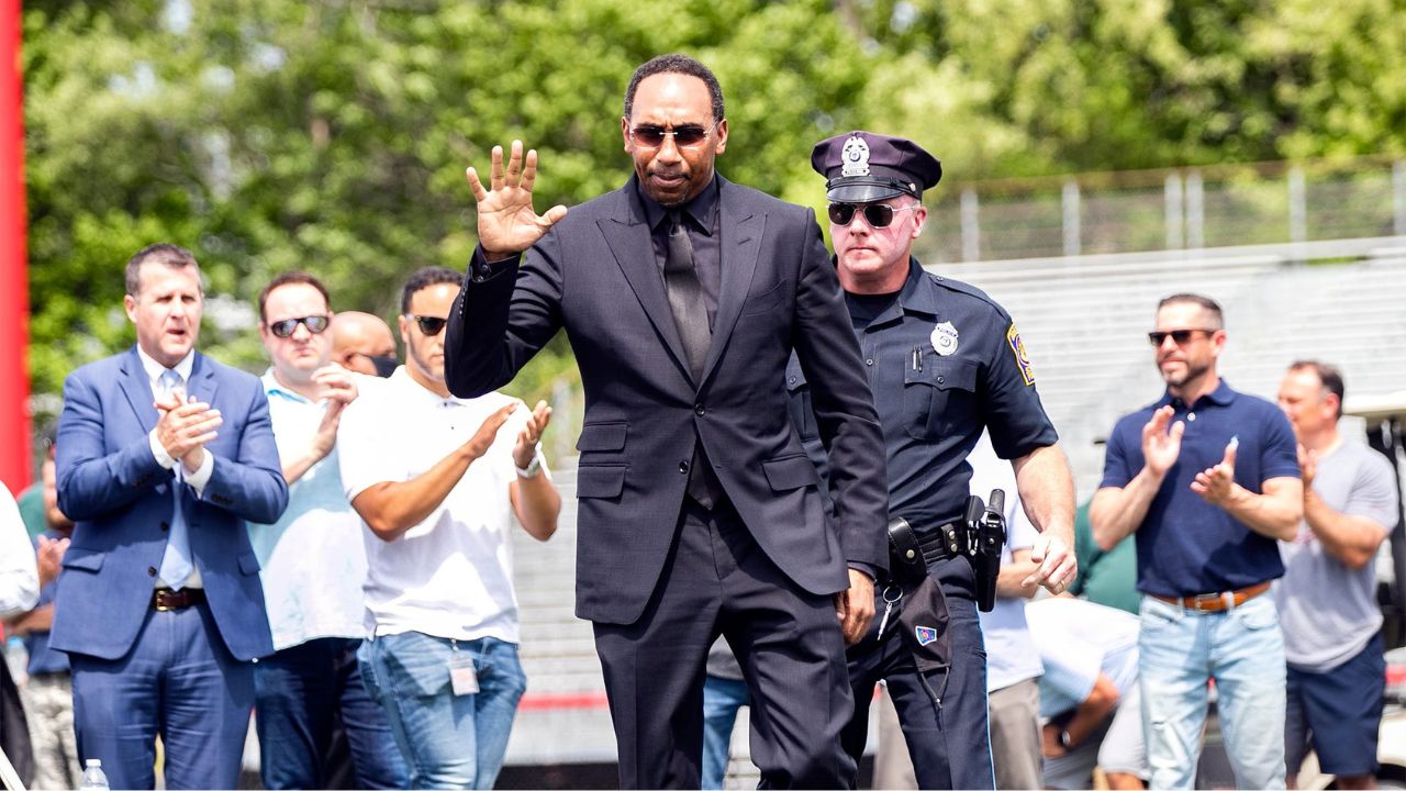 The women's basketball world has experienced an unprecedented growth in the last few years. As important a change as it is, it was long overdue for the WNBA to get their moment to shine. Taking a deep dive into the same discussion, recently Monica McNutt called out Stephen A. Smith for not using his platform to support the WNBA. During her recent First Take appearance, McNutt and Stephen A. got into a verbal battle over the media veteran riding the recent women's basketball bandwagon. While SAS claimed that his show is the prime platform where women's sports is given the attention that it deserves. However, McNutt had a different opinion on it. Stephen A. asked the 35-year-old, "Who talks about the WNBA, who talks about women, who talks about women's sports more than First Take?" Soon, he went on to regret his words as without wasting a breath, McNutt responded with, "Stephen A., respectfully, with your platform, you could have been doing this three years ago if you wanted to." McNutt believes that the media is now conveniently talking about the women's basketball because now there's something for them to gain. In addition to that, the ESPN analyst also alluded that since the arrival of Caitlin Clark, more people are chiming in with their half-baked takes on the WNBA, and that is only because they have a limited knowledge of the sport and the league. Interestingly, McNutt isn't the first one to call out the convenient participation of the media. WNBA legend Diana Taurasi once trashed the lack of knowledge of basketball fans Acknowledging one player's greatness by comparing them to another is a common thing in the world of sports. However, when it comes to the WNBA, players like Michael Jordan and Stephen Curry shouldn't be the point of reference. Unfortunately, we haven't moved on from there. During a conversation with The Athletic, Diana Taurasi slammed the lethargic media analysts for not putting enough effort into their comparisons. She said, "It's funny. I hear on broadcasts whenever I do watch a WNBA or college game, ‘Hey, Caitlin Clark is like Stephen Curry.' Well, why can't she be like Katie Smith, you know? Angel Reese? Boy, she rebounds like Dennis Rodman.' Well, why can't she be like Rebekkah Brunson?" Taurasi believes that just because the self-proclaimed basketball fans don't know much about the women's league, they take the convenient route of comparing female players to the NBA legends. It's high time we change that.