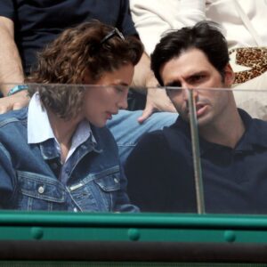 Carlos Sainz’s GF Rebecca Gives in to Pressure to Put to an End to Family Feud Gossip